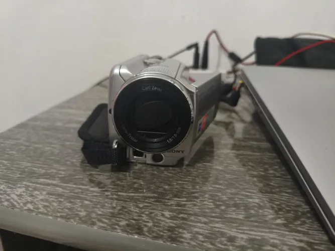 Filmadora Sony DCR-SR68