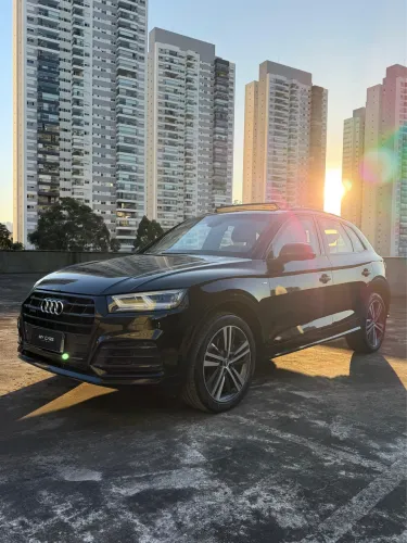 Audi Q5 Black 2.0 TFSI Quattro S Tronic 2020