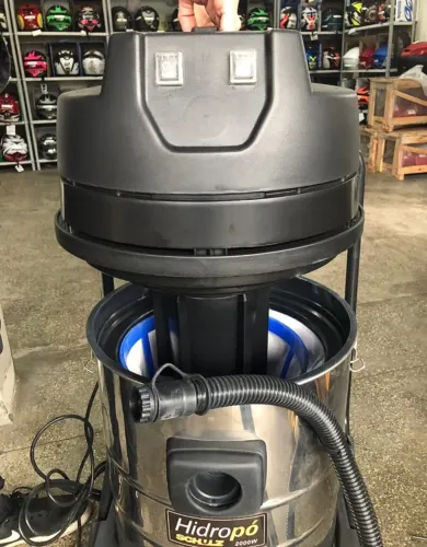 Aspirador de pó e líquido 2.000 watts capacidade para 70 litros - Hidropó 220V