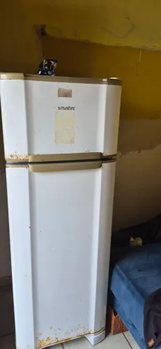 Geladeira pra construção