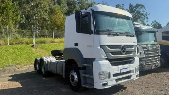 Mercedes-Benz Axor 2541 S 6x2 Ano 2012