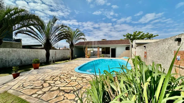 Casa em Balneário Eliana, Guaratuba | 4 Dormitórios