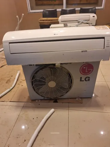 Ar-condicionado LG 9000 BTUS