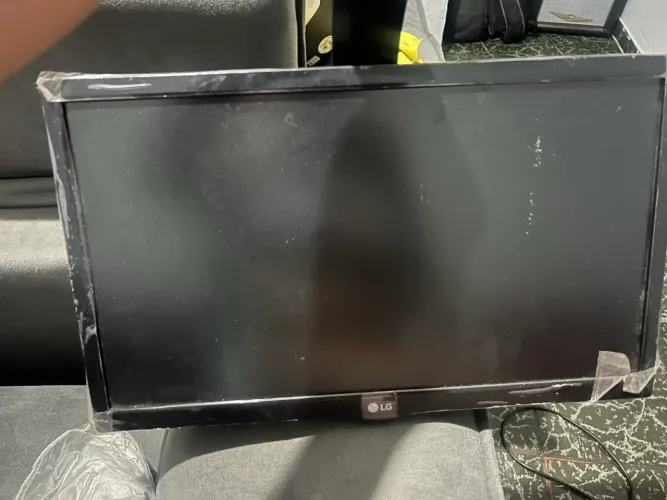 Vendo tv LG para caminhão