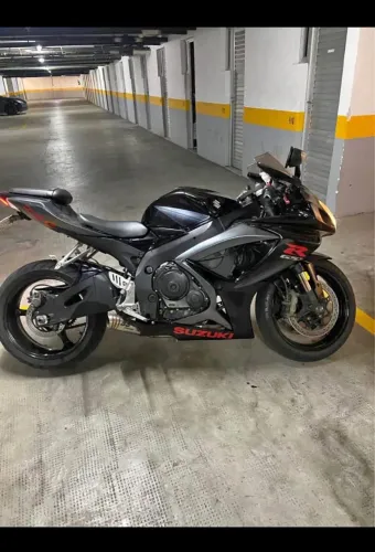 Suzuki GSX - R 750 W SRAD