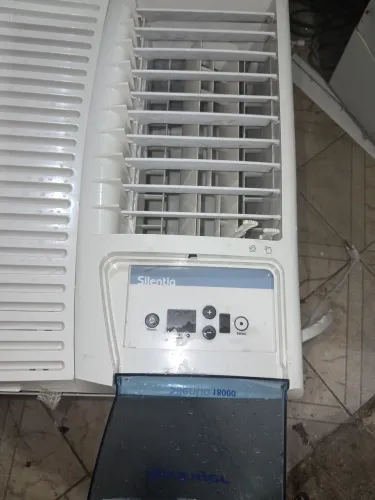 Ar condicionado acj 18 k com controle