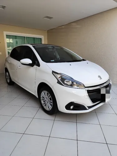 Peugeot 208 Allure 1.2 Flex 12V 5P Mec. 2017