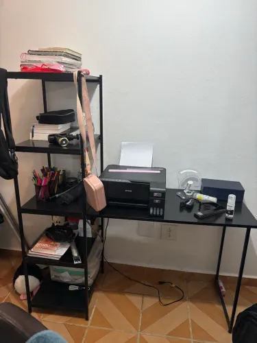 Mesa escrivaninha