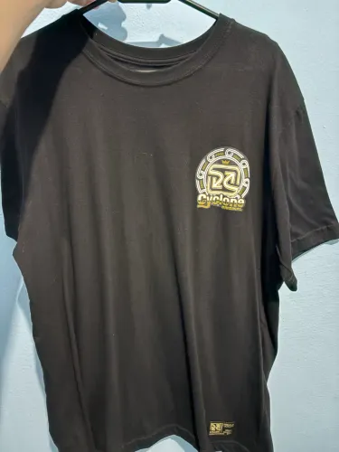 Camiseta Cyclone Preta, Tam G