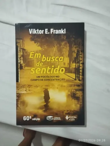 Em Busca de Sentido - Viktor E. Frankl