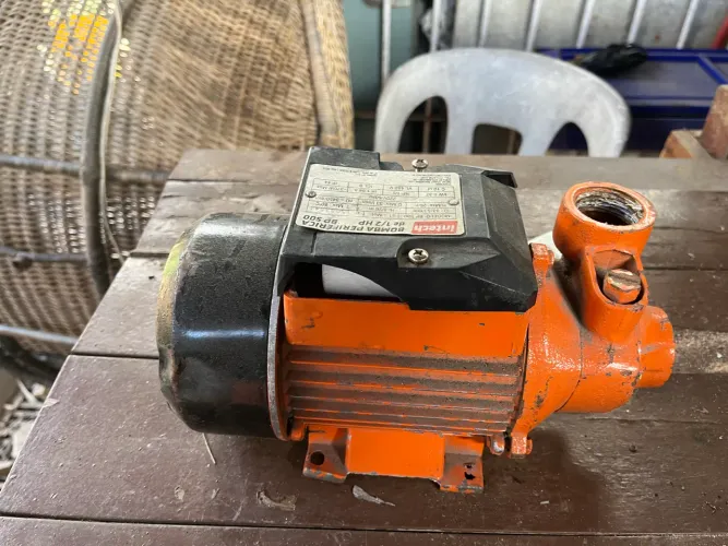 Bomba Periférica Intech Machine BP500 de 1/2 HP