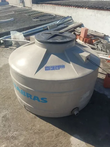 Caixa d'água 1000 litros