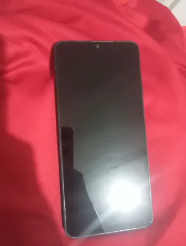 Celular usado 3 meses