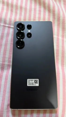 Celular S25 ultra 256 gb seminovo usado apenas uma vez