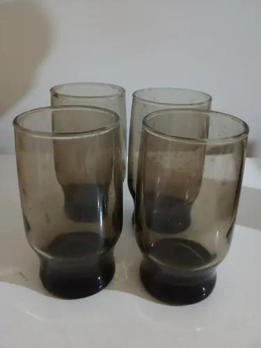 Copos de água 