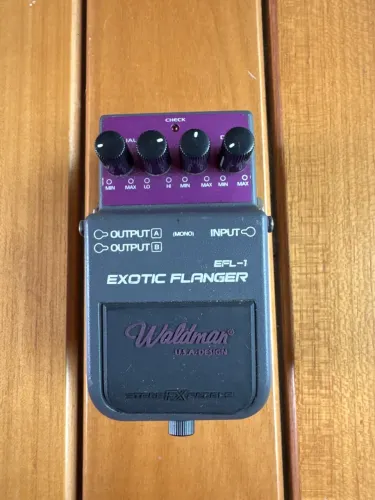 Pedal exótico flanger