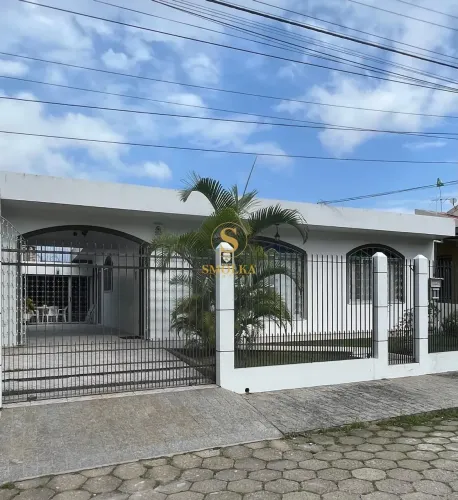 Imóvel para venda com 3 dormitórios na Trindade - Florianópolis - SC