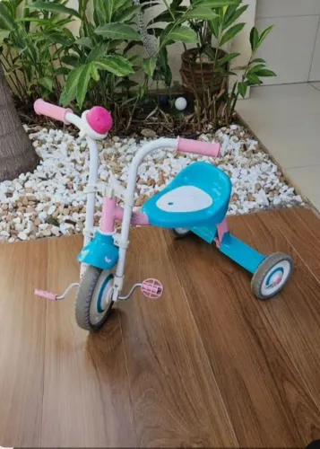 Triciclo em alumínio, lindo D+ !