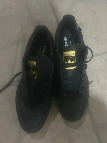 tênis casual adidas team court, em couro legítimo. Novo.