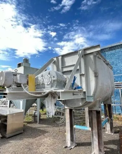 Misturador de pós tipo Ribbon Blender - cap 5000 Lts