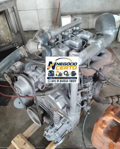 Motor MWM 229 3 cilindros funcionando perfeitamente