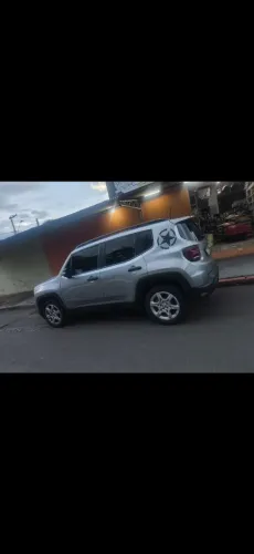 Jeep Renegade Sport T270 1.3 TB 4X2 Flex Aut. 2023