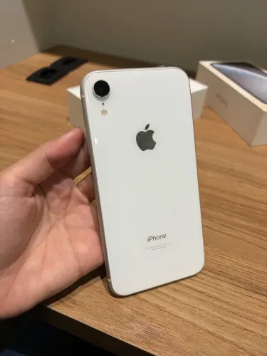 iPhone XR 64gb