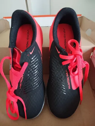 Nike futsal juvenil 32