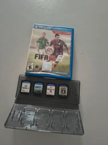 04 jogos de ps vita por 150 reais