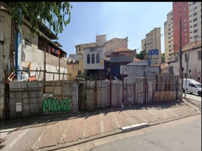 Terreno para venda com 485m², localizado nas proximidades do metrô liberdade. Terreno para