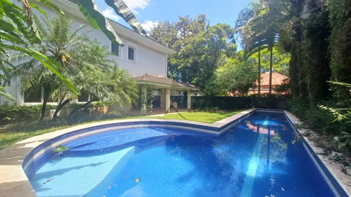 Casa em Condomínio - Super Quadra Morumbi - 4 Suítes - 600m².