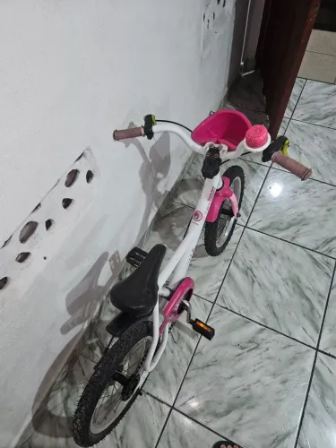 Bicicleta Infantil em ferro