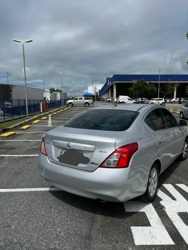 Nissan Versa SL 1.6 16V Flex Fuel 4P Mec. 2013