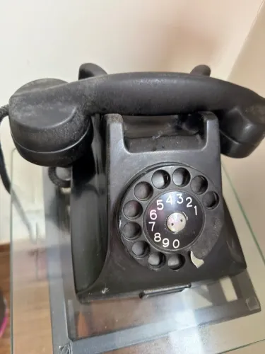 Telefone antigo
