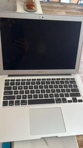 MacBook Air 2017 Core I5 256 GB 8GB RAM TELA de 13.3
