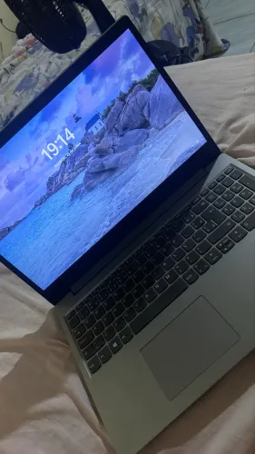 Notebook Lenovo 