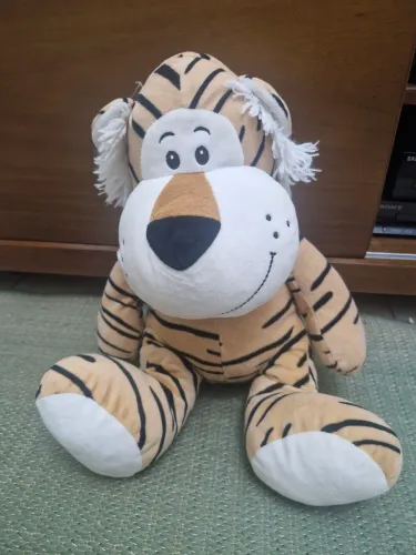 Tigre de pelúcia  35cm sentado - Angel Caramelo