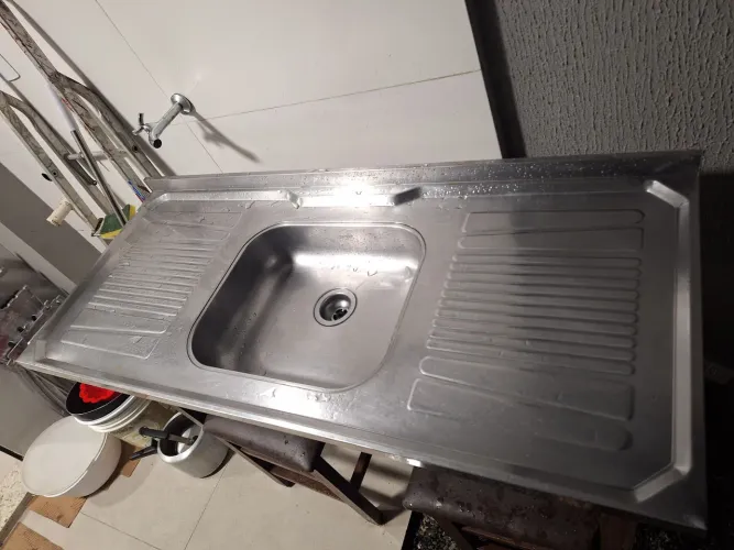 Pia Inox
