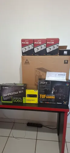 ?PC GAMER RYZEN5 5600 + RTX 5060 + 32 GB 3600 mhz, COMPLETO.