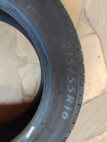 Pneu 215/55 R16