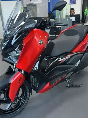XMAX 300 2027 PRONTA ENTREGA + TX ZERO NO BANCO YAMAHA OU 12 X NO CARTÃO
