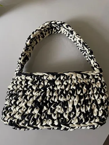 Bolsa crochê fio de malha