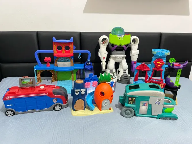 Lote de Brinquedos Originais