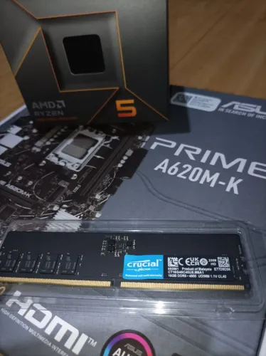 (12x cartão) Kit Amd Ryzen 5 8400F + Asus A620m + 16gb Ddr5
