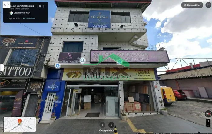 Salão Comercial 300m² na Av. Martim Francisco 3 Banheiros, Vestiário e Excelente Fluxo!