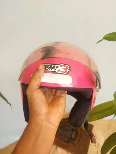 Capacete rosa vender hoje