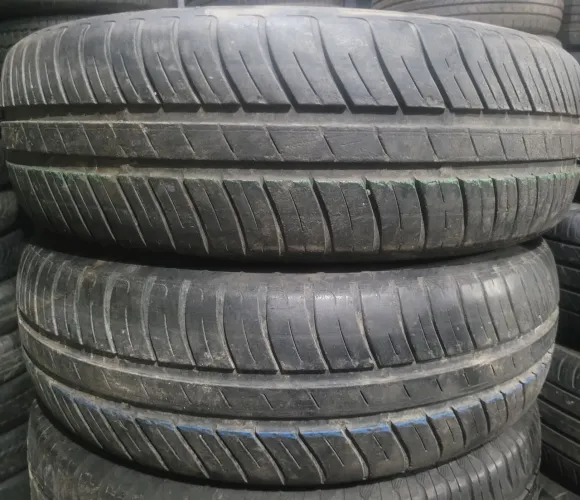 Pneu 185 65 15 Dunlop seminovo em até 10x de R$25,00 no cartão de crédito