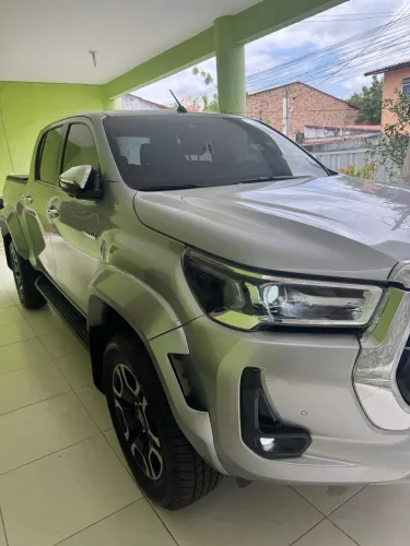 Toyota Hilux CD SRX Plus 4X4 2.8 TDI Die. Aut. 2025