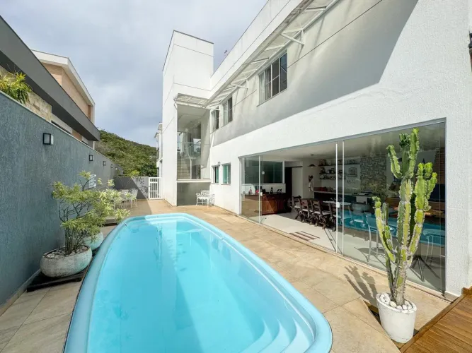 Casa 3 quartos - Nova Gramado