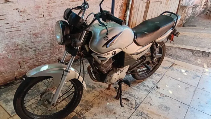 Vendo Yamaha ybr K 125 cinza 2007. Troco por moto elétrica. Leia a descrição